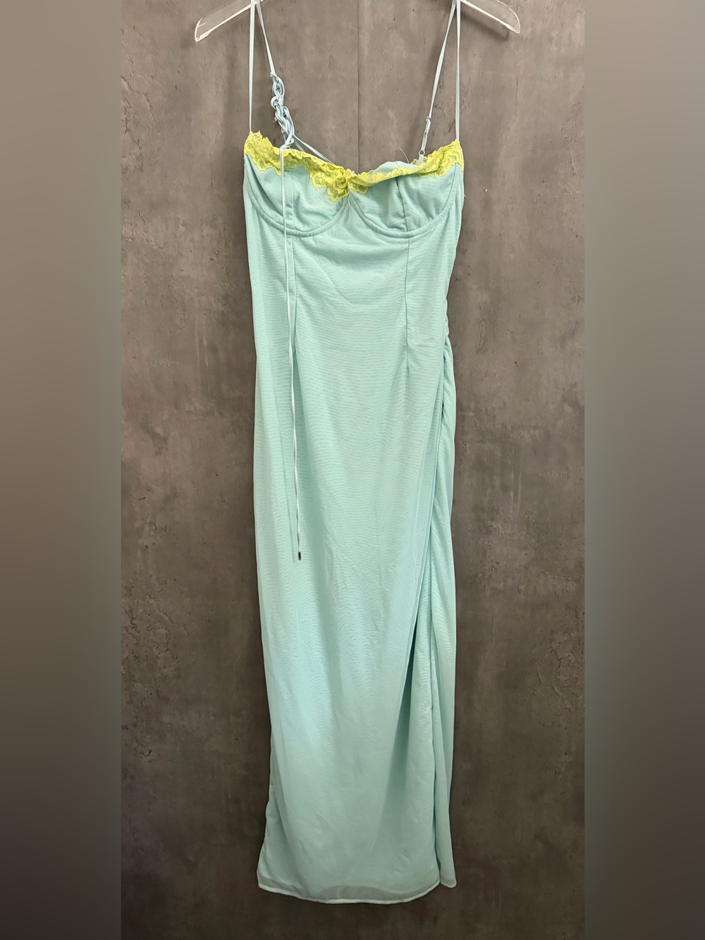 House of CB Aiza Ocean Blue Contrast Lace Maxi Dress B1585 - Picture 2 of 7